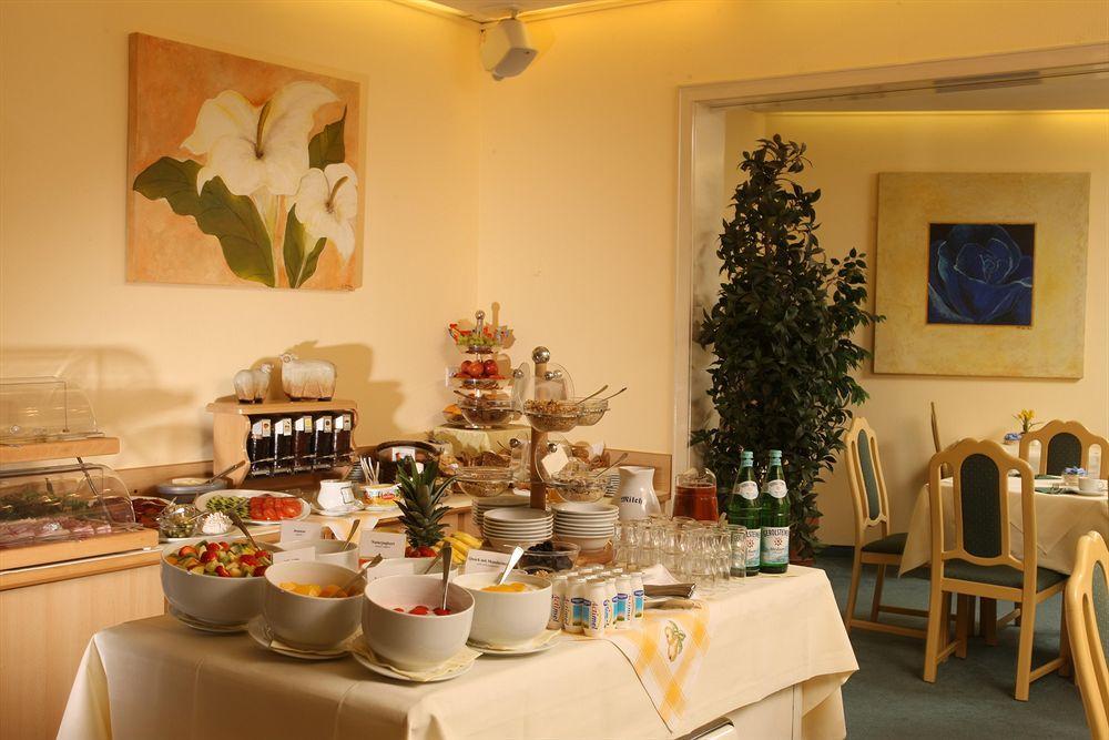 בילפלד Comfort Garni Stadtzentrum Hotel מסעדה תמונה